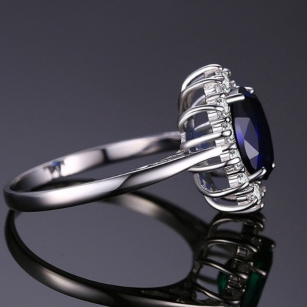 2.6 CT Blue Sapphire Ring - Picture 3 of 5